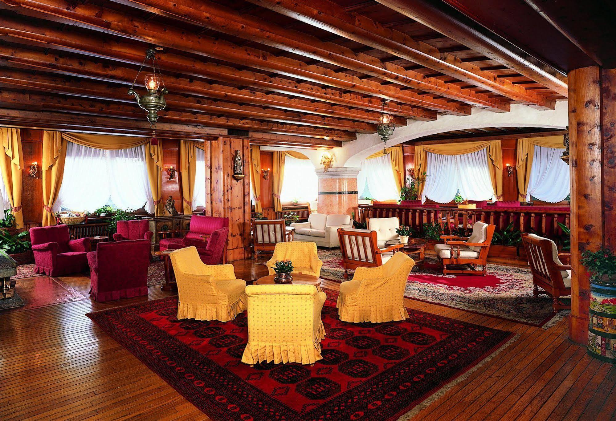 Parc Hotel Victoria Cortina d'Ampezzo Exterior photo